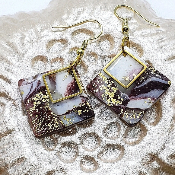 Burgundy and white square earrings - Picture 1 of 7
